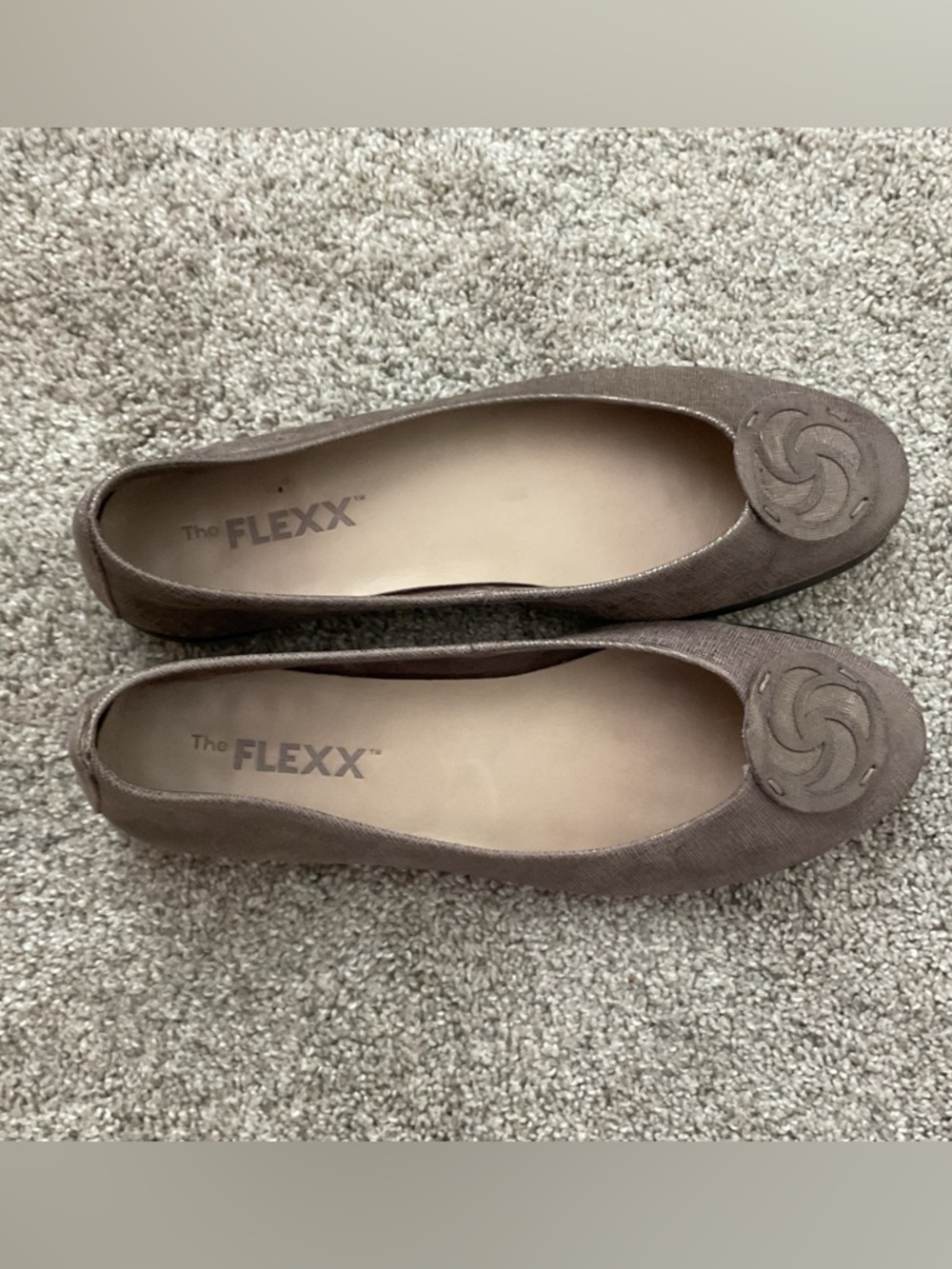The FLEXX Shoes Womens Size 8.5 Brown Leather Ballet Flats Medallion Slip On